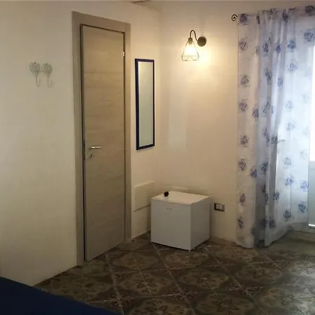 Visitponza - La Casa Di Eolo Ponza